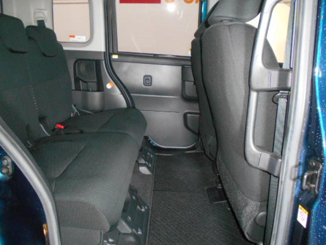 トールＧ　ＳＡ２　９インチナビ　ドラレコ　パノラマモニター装着ダイハツ純正９インチメモリーナビ　ドライブレコーダー　パノラマモニター　ＴＶコントロールキット　装着車　ノーマルタイヤ４本新品（福井県）の中古車