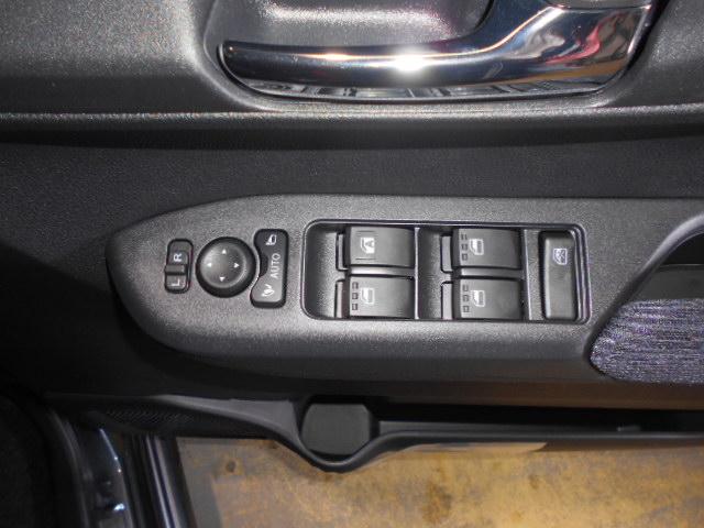 ムーヴＧ　純正ナビ　ドラレコ　パノラマモニター装着２０２３年モデル　ダイハツ純正スタンダードメモリーナビ　ドライブレコーダー　パノラマモニター　装着車（福井県）の中古車