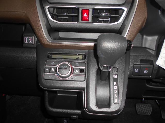 ムーヴＧ　純正ナビ　ドラレコ　パノラマモニター装着２０２３年モデル　ダイハツ純正スタンダードメモリーナビ　ドライブレコーダー　パノラマモニター　装着車（福井県）の中古車