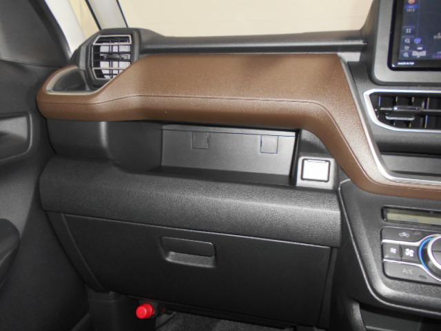 ムーヴＧ　純正ナビ　ドラレコ　パノラマモニター装着２０２３年モデル　ダイハツ純正スタンダードメモリーナビ　ドライブレコーダー　パノラマモニター　装着車（福井県）の中古車