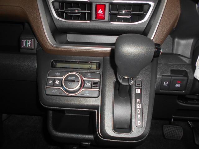 ムーヴＧ　純正ナビ　ドラレコ　パノラマモニター装着２０２３年モデル　ダイハツ純正スタンダードメモリーナビ　ドライブレコーダー　パノラマモニター　装着車（福井県）の中古車