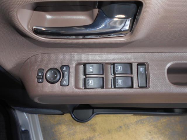ムーヴキャンバスセオリーＧ　４ＷＤ　９インチディスプレイオーディオ装着届出済未走行車（福井県）の中古車