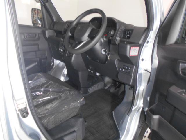 ハイゼットカーゴデラックス　４ＷＤ　ＣＶＴ車（福井県）の中古車