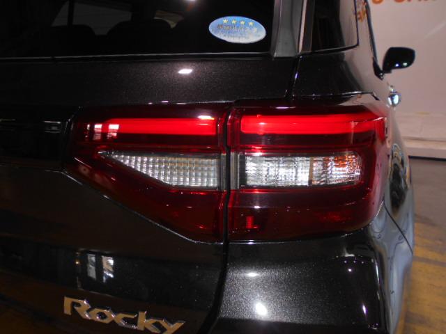 ロッキーＧ　４ＷＤ　純正ナビ　ドラレコ　パノラマモニター装着２０２０年モデル　ダイハツ純正９インチメモリーナビ　ドライブレコーダー　パノラマモニター　ＴＶコントロールキット　ＥＴＣ車載器　スペアタイヤ　装着車（福井県）の中古車
