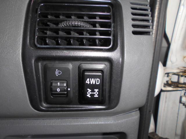 ＮＴ１００クリッパートラックＳＤ　４ＷＤ　ＡＴ（福井県）の中古車