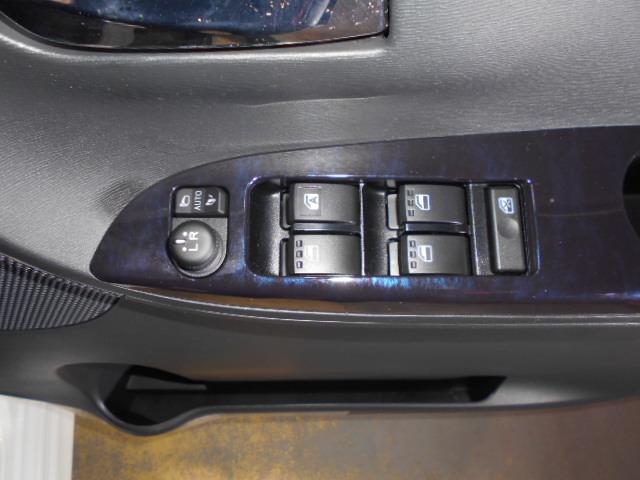 タントカスタムＸ　トップエディションリミテッドＳＡ３　４ＷＤ２０１９年モデル　ダイハツ純正８インチメモリーナビ　ドライブレコーダー　パノラマモニター　装着車（福井県）の中古車