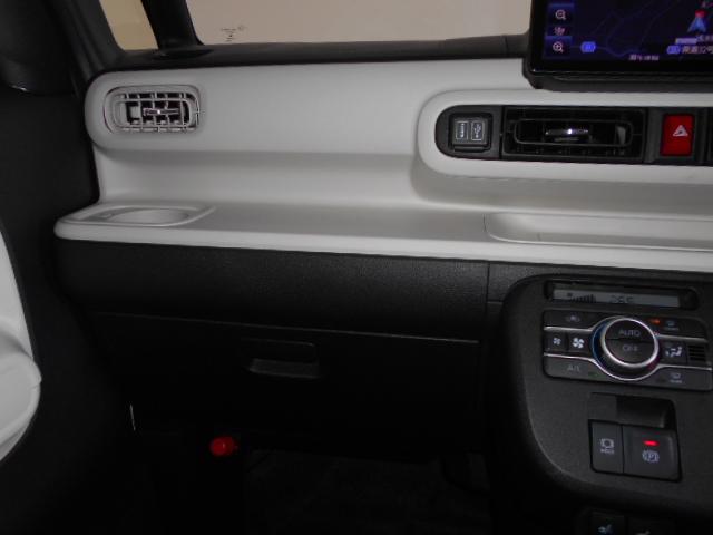 ムーヴキャンバスストライプスＧ　１０インチナビ　ドラレコ装着２０２３年モデル　ダイハツ純正１０インチスタイリッシュメモリーナビ　ドライブレコーダー　パノラマモニター　装着車（福井県）の中古車