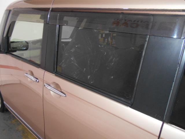 ムーヴキャンバスＸリミテッドメイクアップＳＡ２　４ＷＤ　純正８インチナビ装着２０１７年モデル　ダイハツ純正８インチメモリーナビ　パノラマモニター　ＴＶコントロールキット　装着車（福井県）の中古車