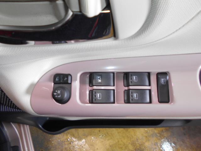 ムーヴキャンバスＸリミテッドメイクアップＳＡ２　４ＷＤ　純正８インチナビ装着２０１７年モデル　ダイハツ純正８インチメモリーナビ　パノラマモニター　ＴＶコントロールキット　装着車（福井県）の中古車