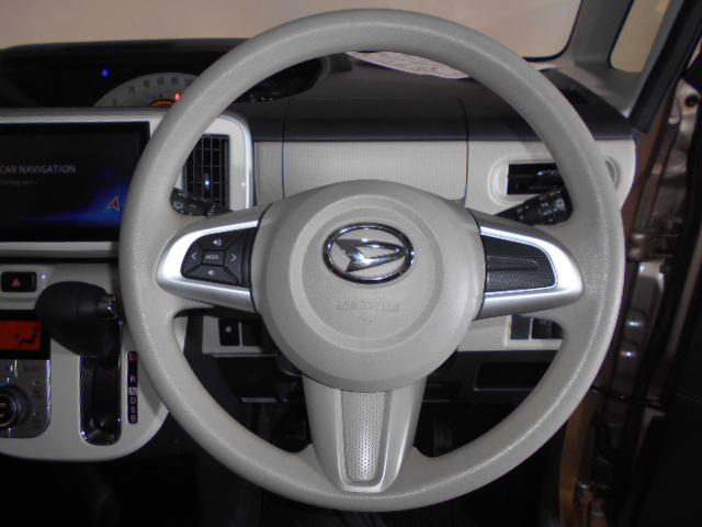 ムーヴキャンバスＸリミテッドメイクアップＳＡ２　４ＷＤ　純正８インチナビ装着２０１７年モデル　ダイハツ純正８インチメモリーナビ　パノラマモニター　ＴＶコントロールキット　装着車（福井県）の中古車