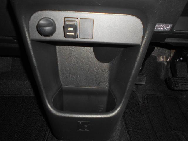 ムーヴキャンバスＸリミテッドメイクアップＳＡ２　４ＷＤ　純正８インチナビ装着２０１７年モデル　ダイハツ純正８インチメモリーナビ　パノラマモニター　ＴＶコントロールキット　装着車（福井県）の中古車