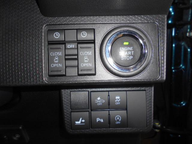 タントカスタムＸ　４ＷＤ　純正ナビ　ドラレコ　パノラマモニター装着２０２２年モデル　ダイハツ純正９インチメモリーナビ　ドライブレコーダー　パノラマモニター　ＴＶコントロールキット　ノーマルタイヤ４本新品（福井県）の中古車