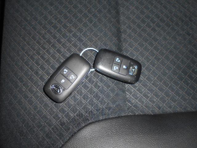 タントカスタムＸ　４ＷＤ　純正ナビ　ドラレコ　パノラマモニター装着２０２２年モデル　ダイハツ純正９インチメモリーナビ　ドライブレコーダー　パノラマモニター　ＴＶコントロールキット　ノーマルタイヤ４本新品（福井県）の中古車