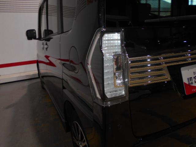 タントカスタムＸ　トップエディションＳＡ３　４ＷＤ　純正ナビ装着２０１７年モデル　ダイハツ純正８インチハイエンドナビ　バックモニター　ドライブレコーダー（社外品）　装着車（福井県）の中古車