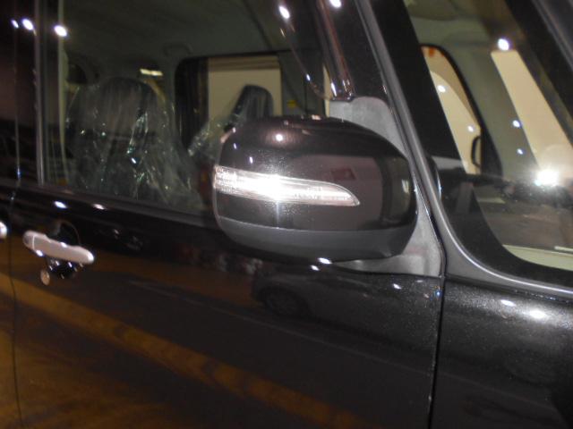 タントカスタムＸ　トップエディションＳＡ３　４ＷＤ　純正ナビ装着２０１７年モデル　ダイハツ純正８インチハイエンドナビ　バックモニター　ドライブレコーダー（社外品）　装着車（福井県）の中古車