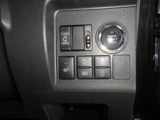 タントカスタムＸ　トップエディションＳＡ３　４ＷＤ　純正ナビ装着２０１７年モデル　ダイハツ純正８インチハイエンドナビ　バックモニター　ドライブレコーダー（社外品）　装着車（福井県）の中古車