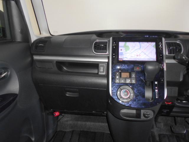 タントカスタムＸ　トップエディションＳＡ３　４ＷＤ　純正ナビ装着２０１７年モデル　ダイハツ純正８インチハイエンドナビ　バックモニター　ドライブレコーダー（社外品）　装着車（福井県）の中古車