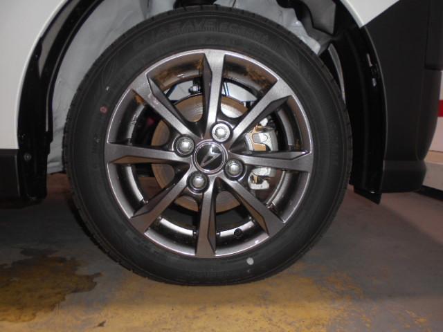 タントファンクロス 4WD(福井県)の中古車