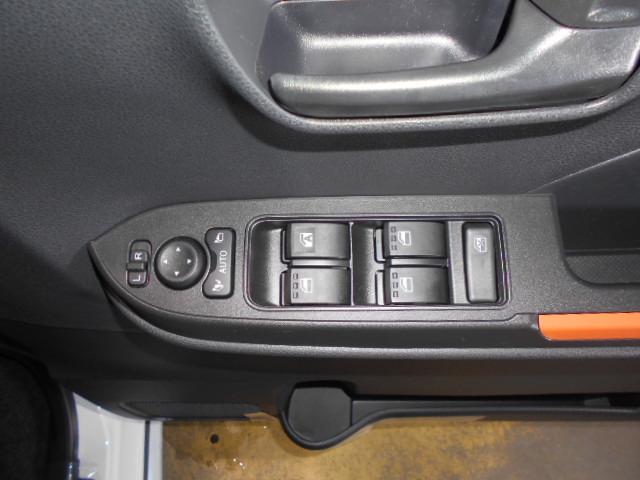 タントファンクロス 4WD(福井県)の中古車