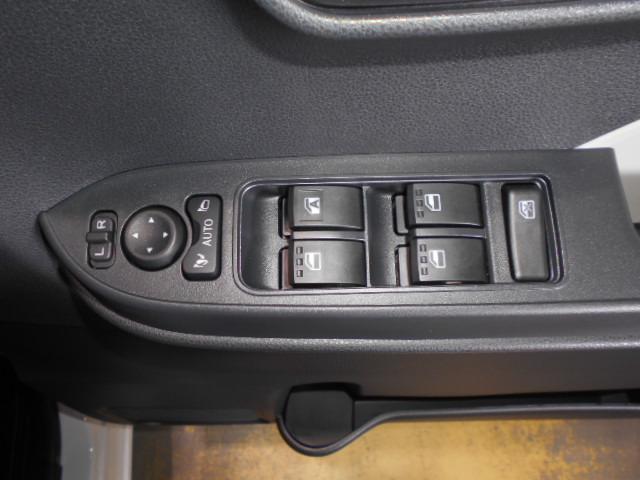 タントＸ　純正１０インチナビ　ドライブレコーダー　パノラマモニター２０２３年モデル　ダイハツ純正１０インチスタイリッシュメモリーナビ　パノラマモニター　ドライブレコーダー　装着車（福井県）の中古車