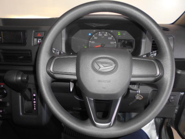 ハイゼットカーゴデラックス 4WD CVT車(福井県)の中古車