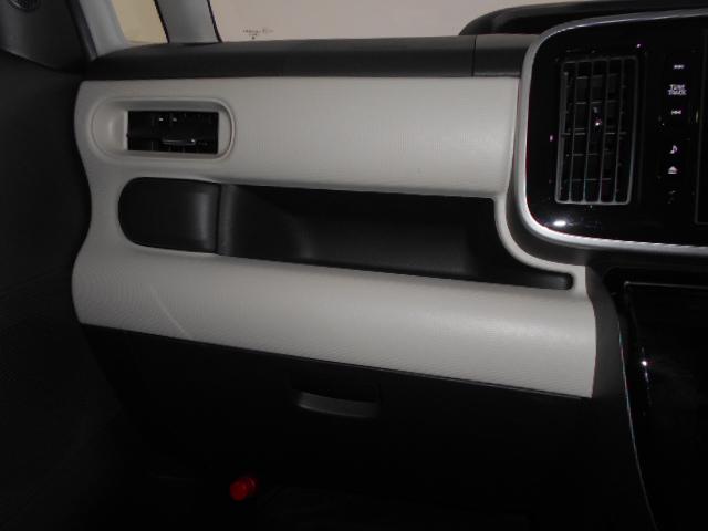 ムーヴキャンバスＧブラックアクセントＶＳ　ＳＡ３　純正ナビ　ドラレコ　装着２０２１年モデル　ダイハツ純正８インチメモリーナビ　ドライブレコーダー　パノラマモニター　ＴＶコントロールキット　装着車　ノーマルタイヤ４本新品（福井県）の中古車