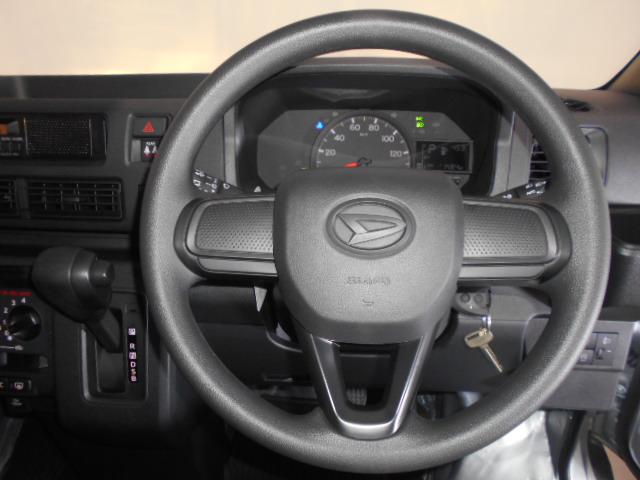 ハイゼットカーゴデラックス　４ＷＤ車（福井県）の中古車
