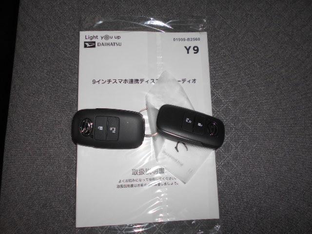 タントＸ　４ＷＤ　９インチディスプレイオーディオ装着　届出済未走行（福井県）の中古車