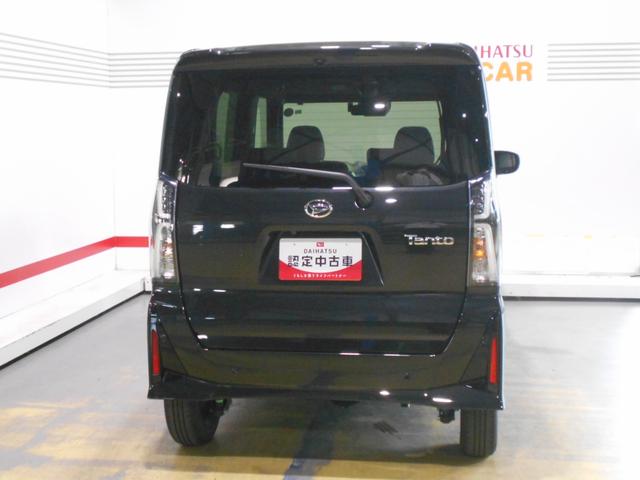 タントカスタムＸ　４ＷＤ　純正１０インチナビ　ドラレコ装着２０２３年モデル　ダイハツ純正１０インチスタイリッシュメモリーナビ　ドライブレコーダー　パノラマモニター装着車（福井県）の中古車