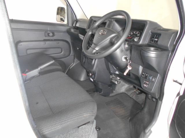 ハイゼットカーゴデッキバンＧ　ＳＡ３　４ＷＤ（福井県）の中古車