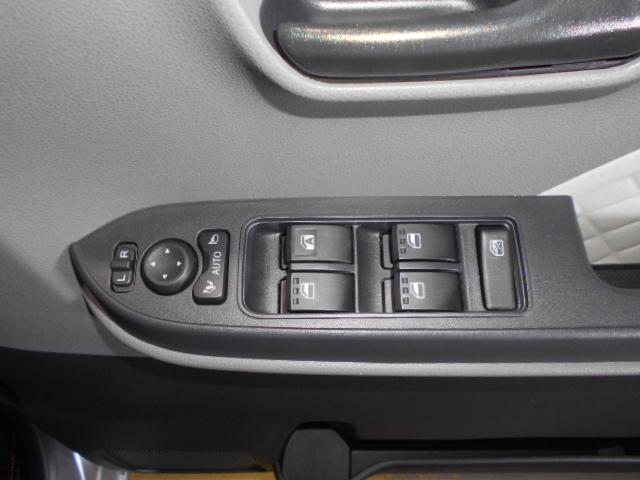 タントＸ　スローパー　リヤシート付仕様　メモリーナビ　ドラレコ装着ダイハツ純正メモリーナビ　ドライブレコーダー　パノラマモニター　ＴＶコントロールキット　装着車（福井県）の中古車