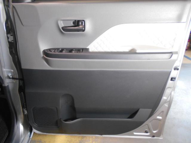 タントＸ　スローパー　リヤシート付仕様　メモリーナビ　ドラレコ装着ダイハツ純正メモリーナビ　ドライブレコーダー　パノラマモニター　ＴＶコントロールキット　装着車（福井県）の中古車