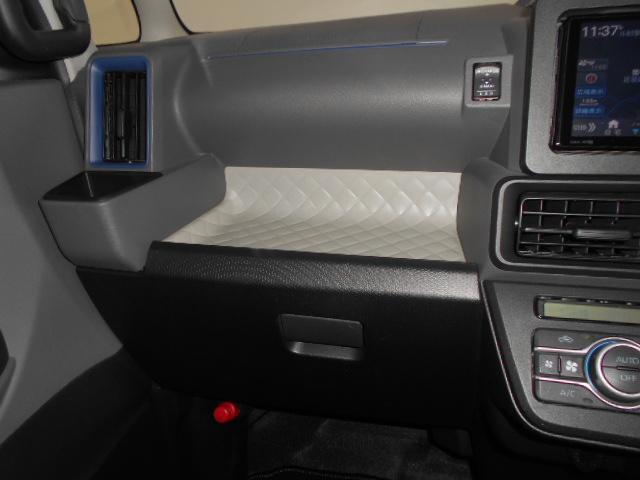 タントＸ　スローパー　リヤシート付仕様　メモリーナビ　ドラレコ装着ダイハツ純正メモリーナビ　ドライブレコーダー　パノラマモニター　ＴＶコントロールキット　装着車（福井県）の中古車