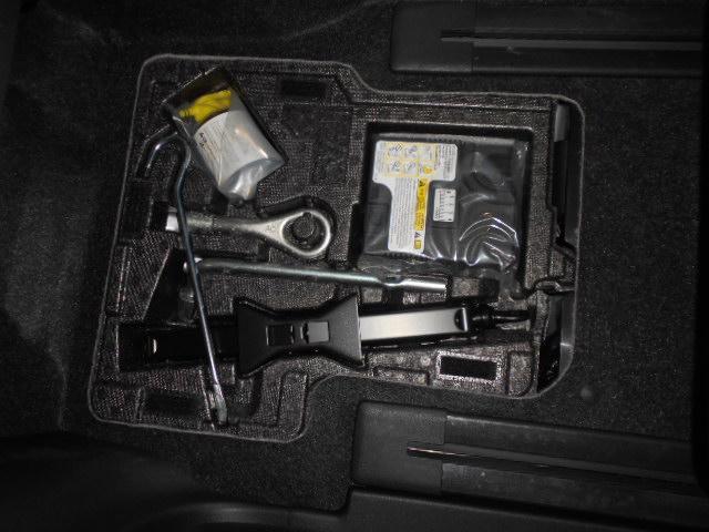 タントＸ　スローパー　リヤシート付仕様　メモリーナビ　ドラレコ装着ダイハツ純正メモリーナビ　ドライブレコーダー　パノラマモニター　ＴＶコントロールキット　装着車（福井県）の中古車