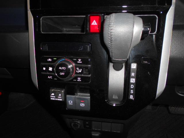 トールカスタムG 4WD 純正ナビ ドラレコ パノラマモニター装着2022年モデル ダイハツ純正ワイドエントリーメモリーナビ ドライブレコーダー パノラマモニター 装着(福井県)の中古車