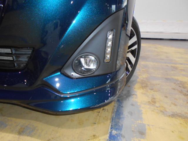 トールカスタムＧ　ＳＡ２　４ＷＤ　純正ナビ　パノラマモニター装着ダイハツ純正９インチメモリーナビ　パノラマモニター　ＴＶコントロールキット　装着車（福井県）の中古車