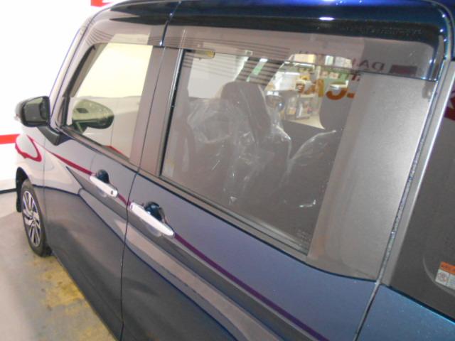 トールカスタムＧ　ＳＡ２　４ＷＤ　純正ナビ　パノラマモニター装着ダイハツ純正９インチメモリーナビ　パノラマモニター　ＴＶコントロールキット　装着車（福井県）の中古車