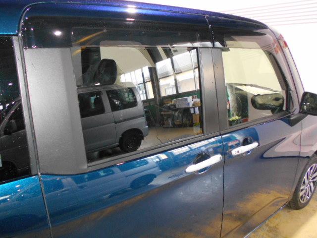 トールカスタムＧ　ＳＡ２　４ＷＤ　純正ナビ　パノラマモニター装着ダイハツ純正９インチメモリーナビ　パノラマモニター　ＴＶコントロールキット　装着車（福井県）の中古車