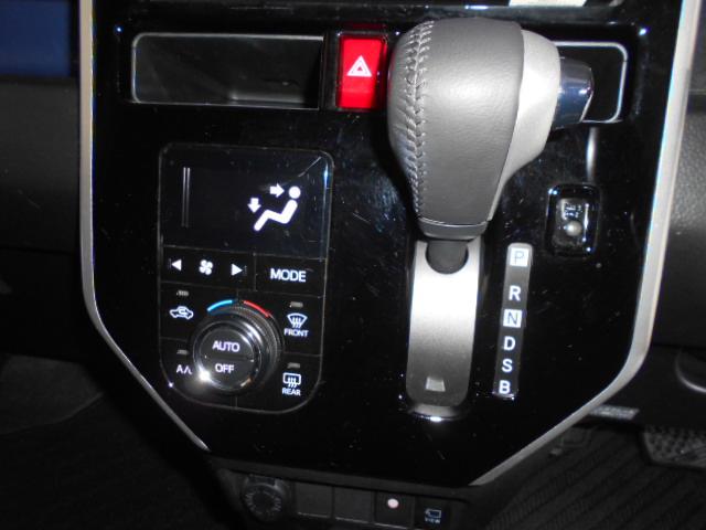 トールカスタムＧ　ＳＡ２　４ＷＤ　純正ナビ　パノラマモニター装着ダイハツ純正９インチメモリーナビ　パノラマモニター　ＴＶコントロールキット　装着車（福井県）の中古車