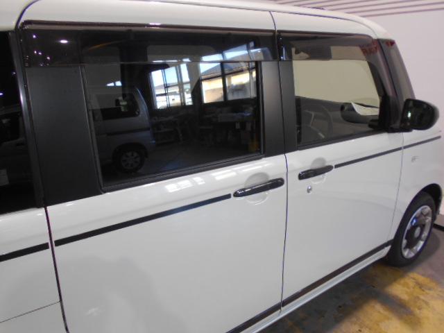 ムーヴキャンバスＧブラックアクセントＶＳ　ＳＡ３　４ＷＤ　純正ナビ　ドラレコ２０２１年モデル　ダイハツ純正８インチメモリーナビ　ドライブレコーダー　パノラマモニター　ＴＶコントロールキット　装着車　ノーマルタイヤ４本新品（福井県）の中古車