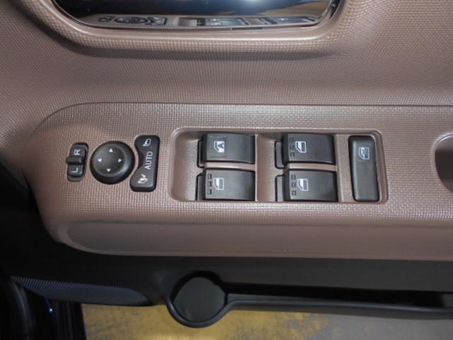 ムーヴキャンバスセオリーＧ　４ＷＤ　９インチディスプレイオーディオ装着パノラマモニター　ドライブレコーダー　装着車（福井県）の中古車