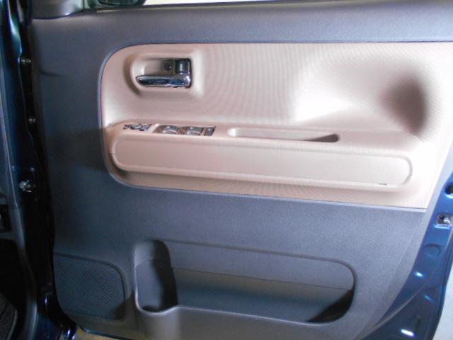 ムーヴキャンバスセオリーＧ　４ＷＤ　９インチディスプレイオーディオ装着パノラマモニター　ドライブレコーダー　装着車（福井県）の中古車