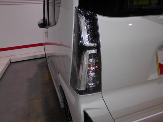 タントカスタムＸ　４ＷＤ　９インチディスプレイオーディオ装着パノラマモニター装着　届出済未走行車（福井県）の中古車