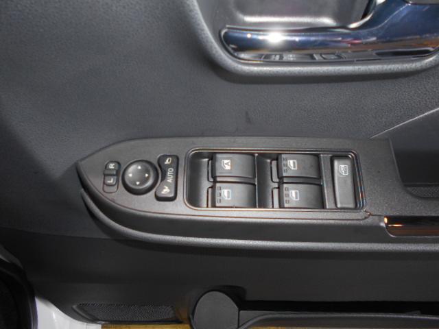 タントカスタムＸ　４ＷＤ　９インチディスプレイオーディオ装着パノラマモニター装着　届出済未走行車（福井県）の中古車