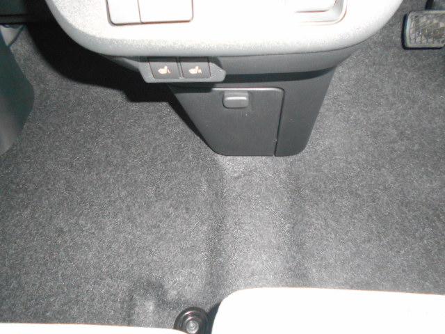 ムーヴキャンバスストライプスＧ　４ＷＤ届出済未走行車（福井県）の中古車