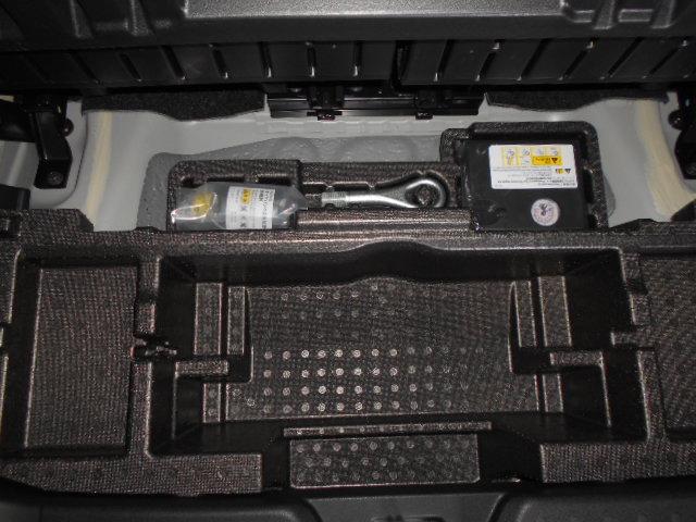 ムーヴキャンバスストライプスＧ　４ＷＤ届出済未走行車（福井県）の中古車