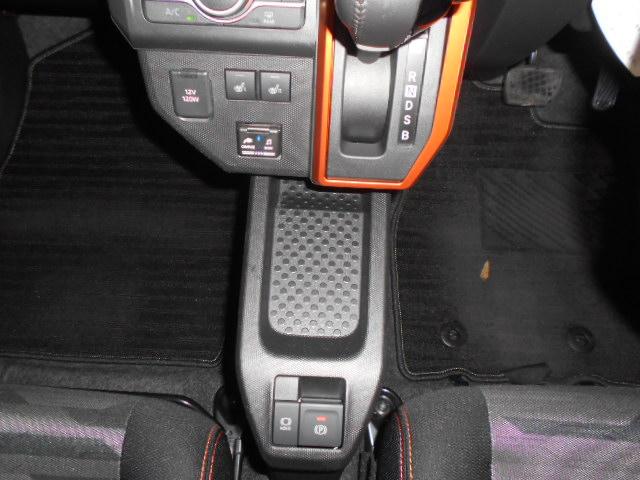 タフトＧ　純正ナビ　ドライブレコーダー　パノラマモニター　装着車２０２１年モデル　ダイハツ純正９インチスタイリッシュメモリーナビ　ドライブレコーダー　ＴＶコントロールキット　装着　ノーマルタイヤ４本新品（福井県）の中古車