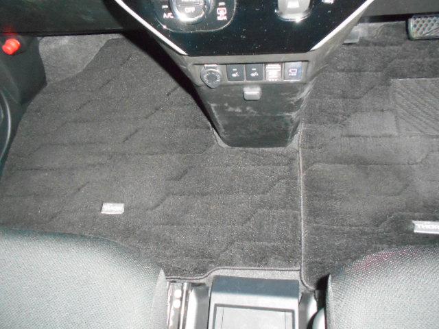 トールＧ　リミテッド２　ＳＡ３　４ＷＤ　純正ナビ　ドラレコ　装着２０２年モデル　ダイハツ純正９インチプレミアムメモリーナビ　ドライブレコーダー　パノラマモニター　装着（福井県）の中古車