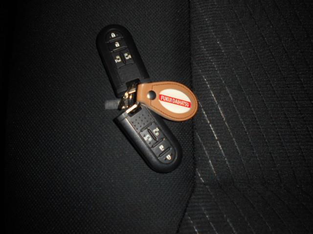 トールＧ　リミテッド２　ＳＡ３　４ＷＤ　純正ナビ　ドラレコ　装着２０２年モデル　ダイハツ純正９インチプレミアムメモリーナビ　ドライブレコーダー　パノラマモニター　装着（福井県）の中古車