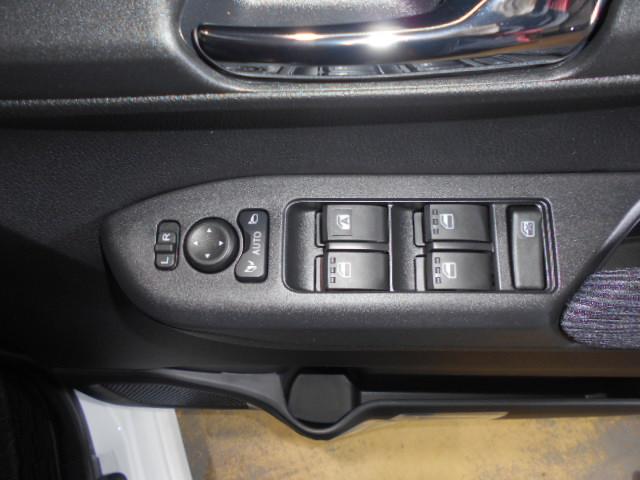 ムーヴＧ　純正１０インチナビ　ドラレコ　パノラマモニター装着２０２５年モデル　ダイハツ純正１０インチスタイリッシュメモリーナビ　ドライブレコーダー　パノラマモニター　装着車（福井県）の中古車